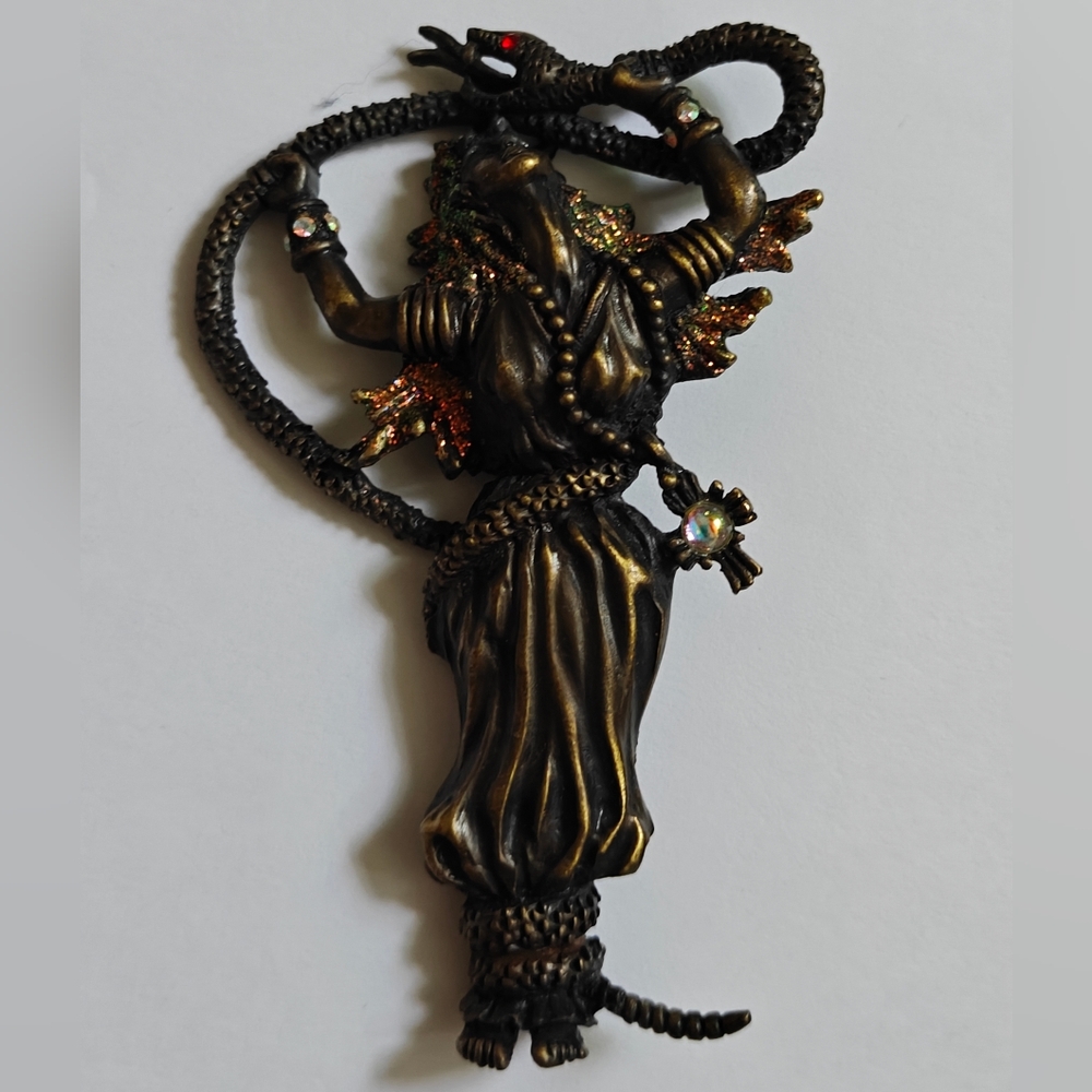 Vintage JJ Jonette Snake Charmer Lady Medusa Bronzed Brooch - Picture 9 of 10
